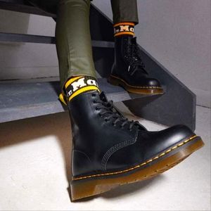 Dr Marten smooth leather combat boots 10/11